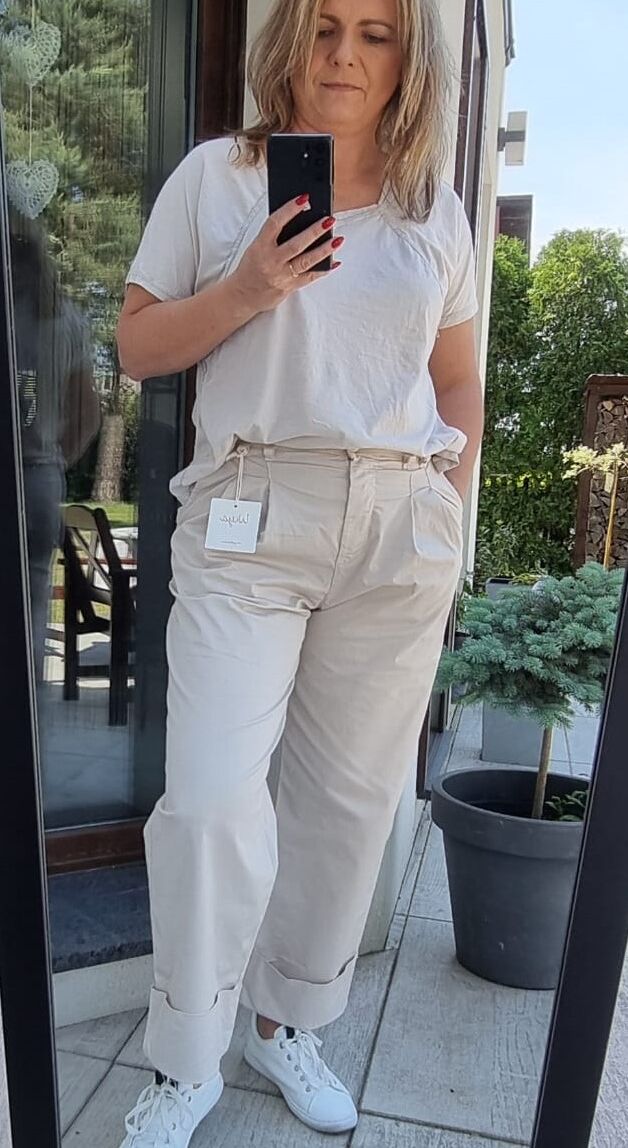 Spodnie beżowe z mankietem Joy